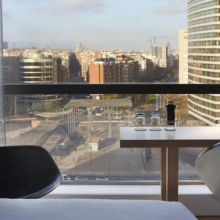 Barcelo Sants מלון 4*