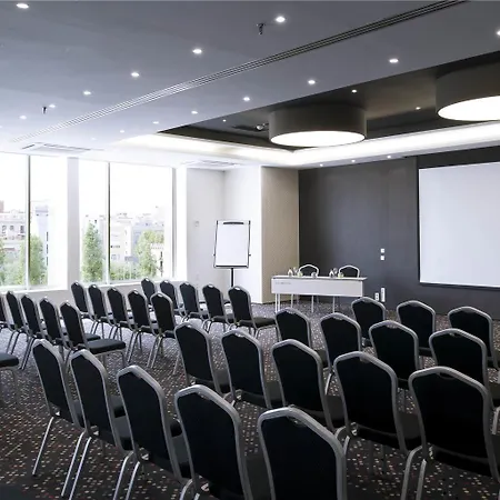 바르셀로 산츠 4*