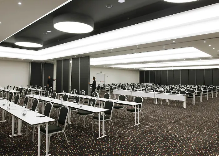 Hotel Barcelo Sants 4*